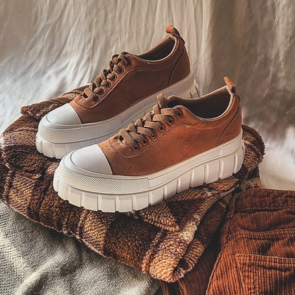 Women's Chunky Platform Sneakers in Chestnut